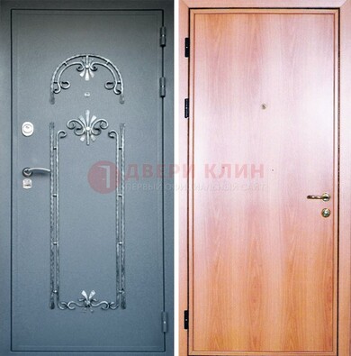 Железная дверь с ковкой ламинат внутри ДК-11 в квартиру в Вологде