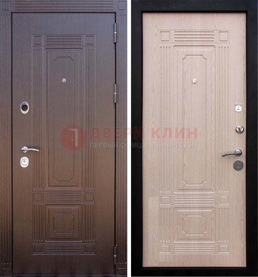 Коричневая входная дверь с МДФ ДМ-173 для кирпичного дома в Вологде