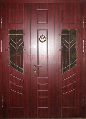 Парадная дверь со вставками из стекла и ковки ДПР-34 в загородный дом в Вологде