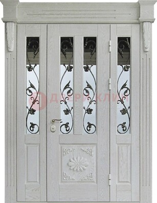 Входная парадная дверь со стеклом и ковкой в белом цвете ДПР-93 в Вологде