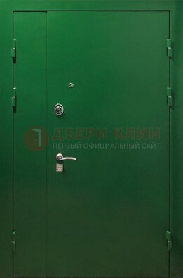 Зеленая распашная тамбурная дверь Порошок ДТМ-47 в Лобне